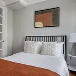 Nolita 2Br W Balcony Wd Nr Museum Groceries Nyc-1222