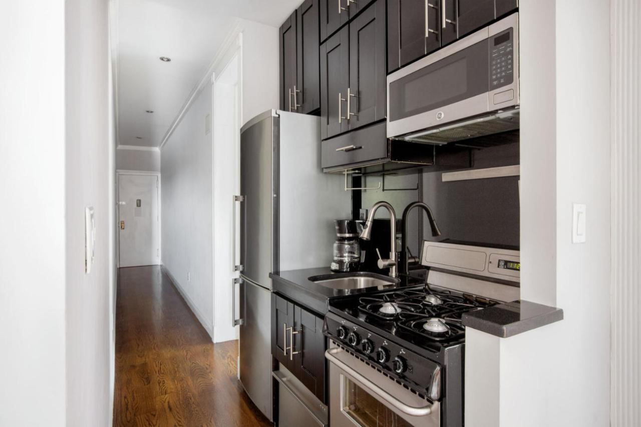 Apartment Nolita 2br W Balcony Wd Nr Museum Groceries Nyc-1222 *
